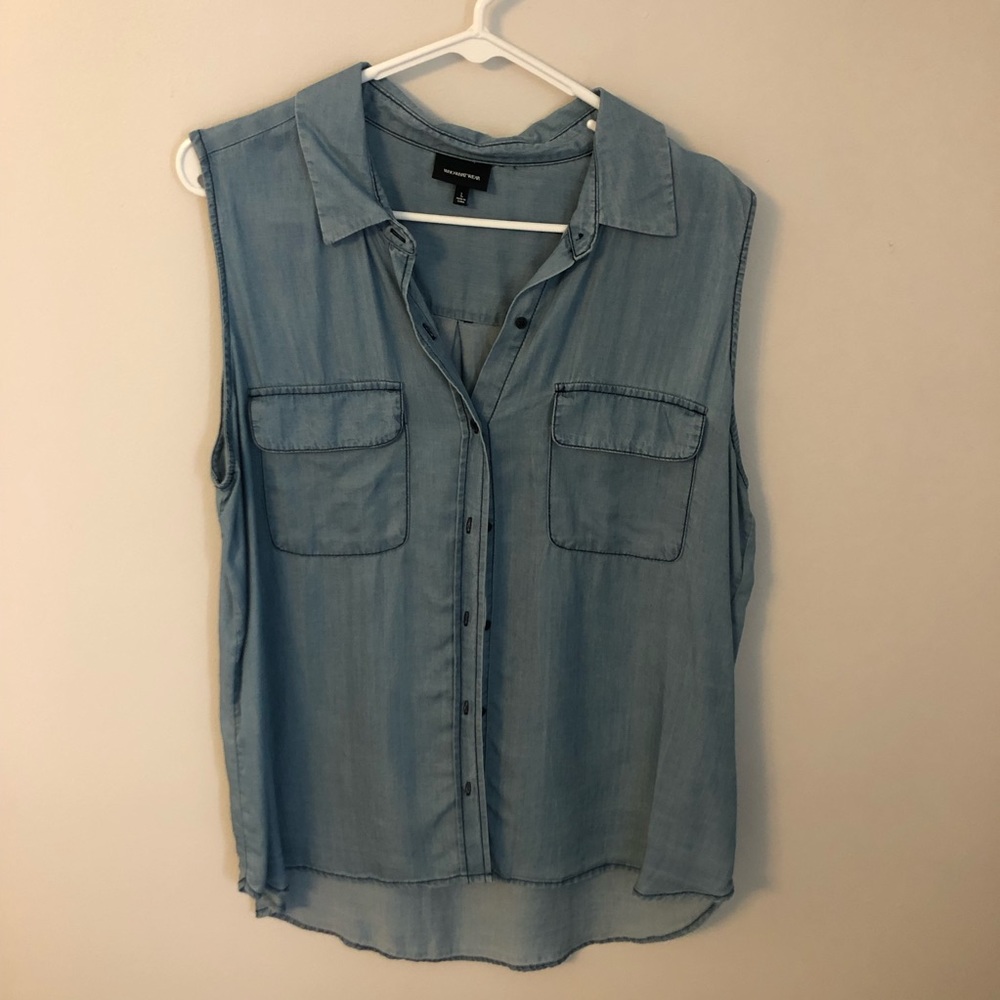 Who What Wear chambray sleeveless top